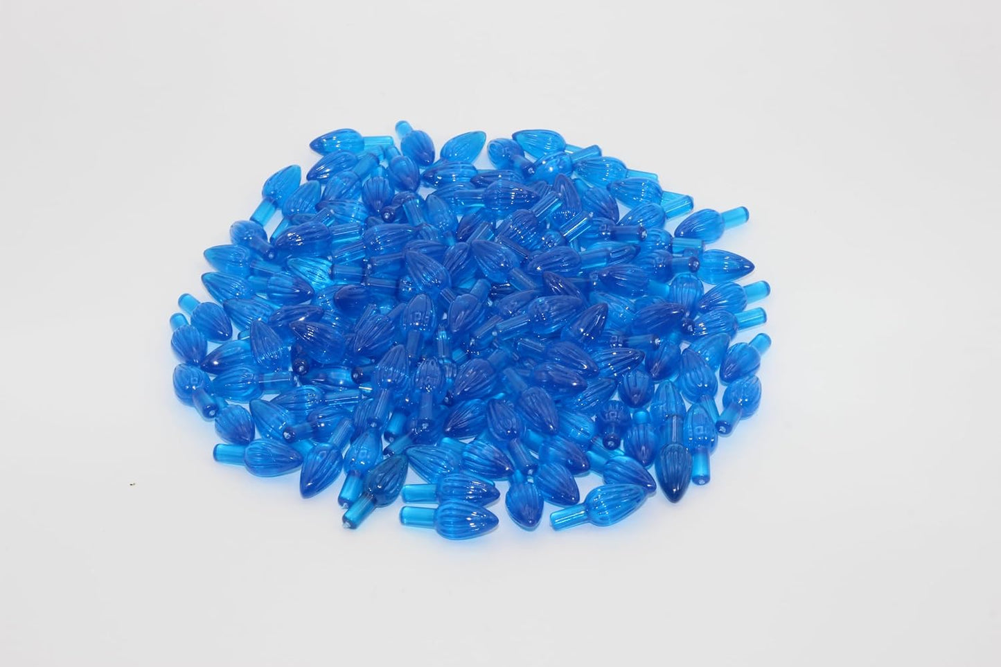 Creative Hobbies Blue Medium Twist Ceramic Christmas Tree Lights – 144 Pack