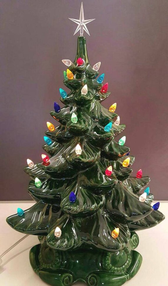 Creative Hobbies® Plastic Lites for Ceramic Christmas Trees, Medium Twist Light - close-up