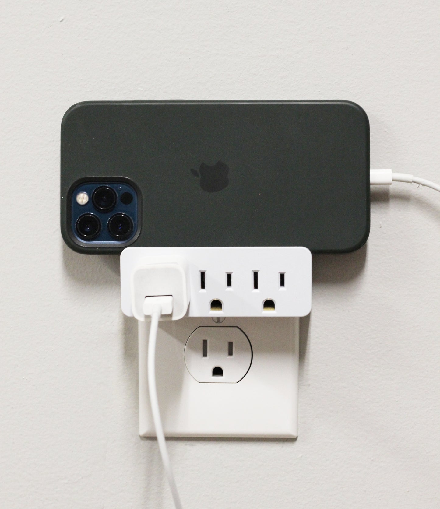 3 Outlet Grounded Wall Adapter - Splitter Extends 1 Outlet to 3 with Phone - view 5