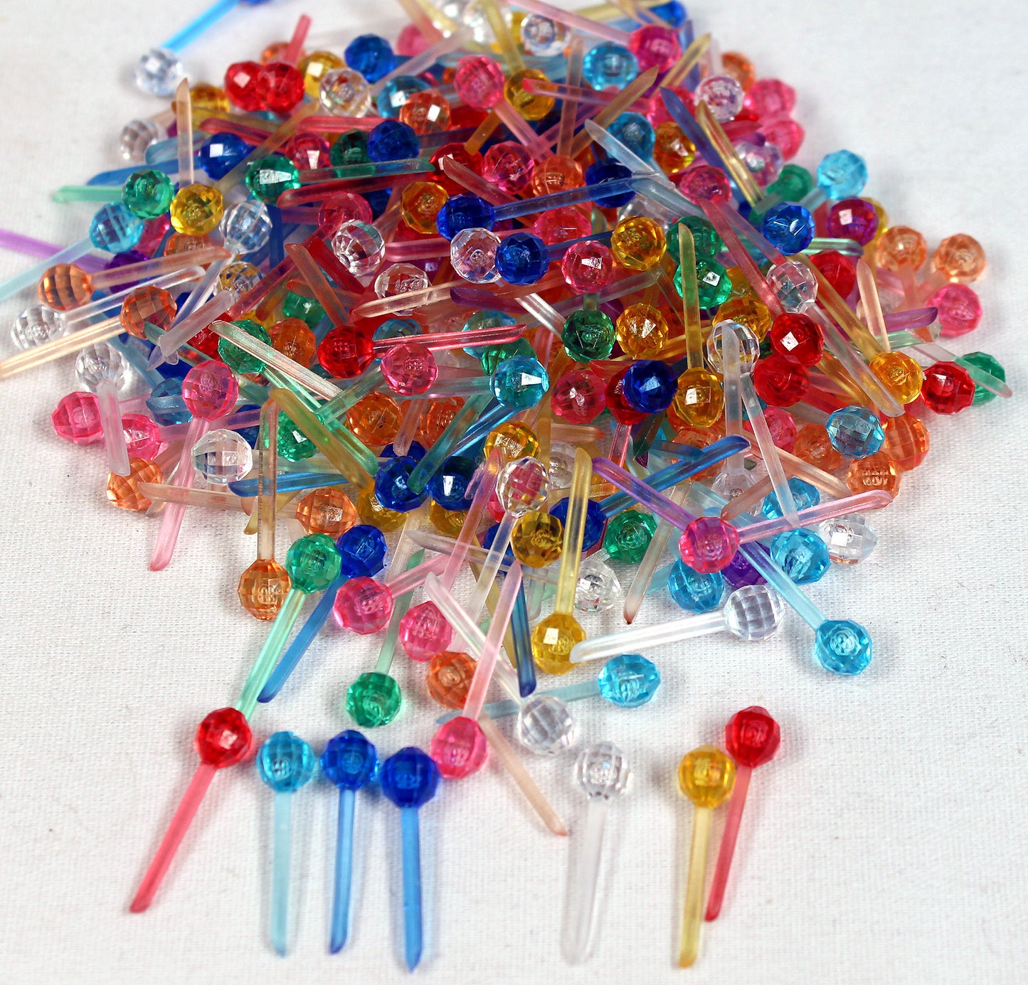 Plastic Lites for Ceramic Christmas Trees, 4GL9 Small Pin Globe Light - side view