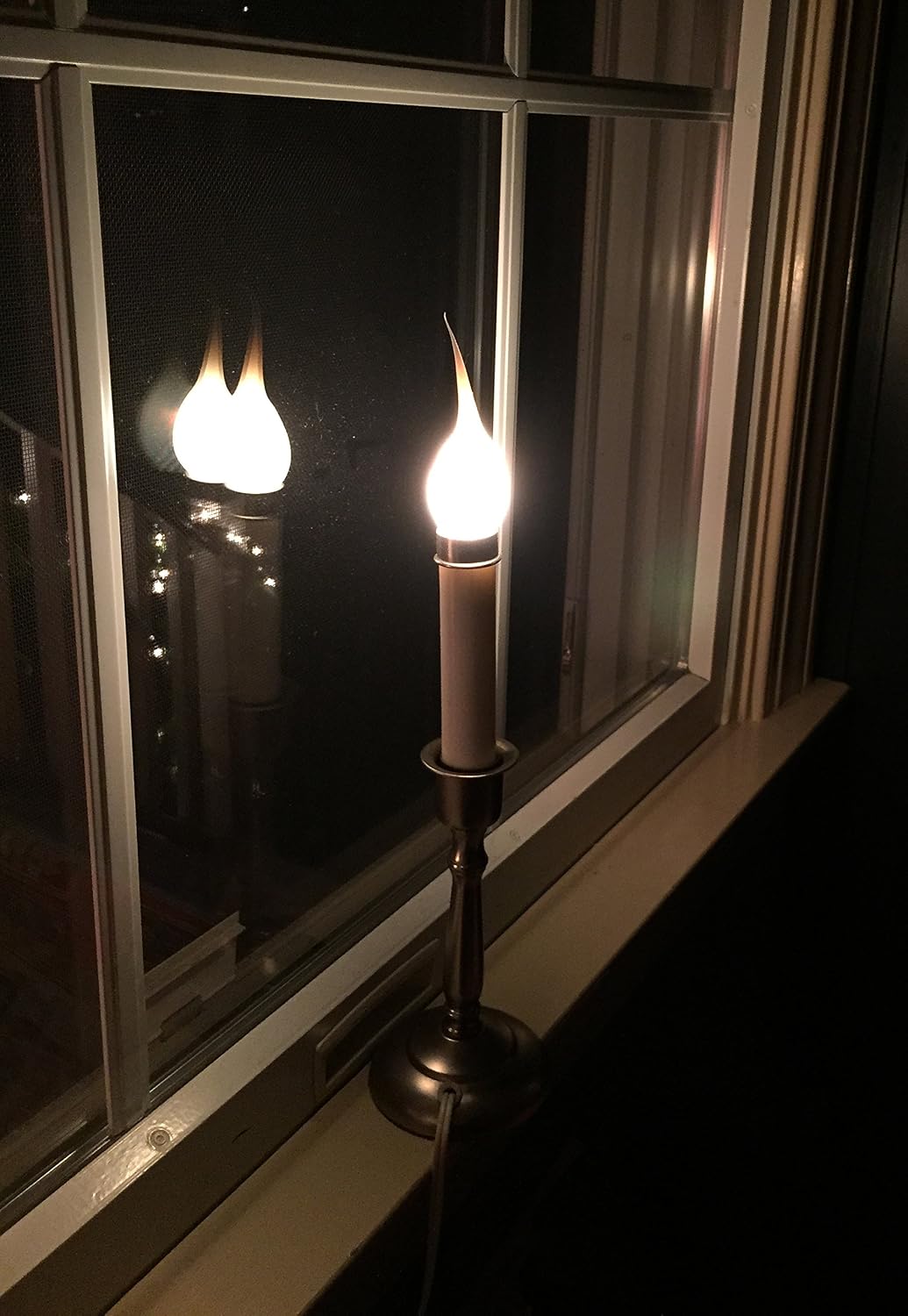 10 Pack - Silicone Dipped Electric Candle Lamp Chandelier Light Bulbs, Individually Boxed, 7 Watt